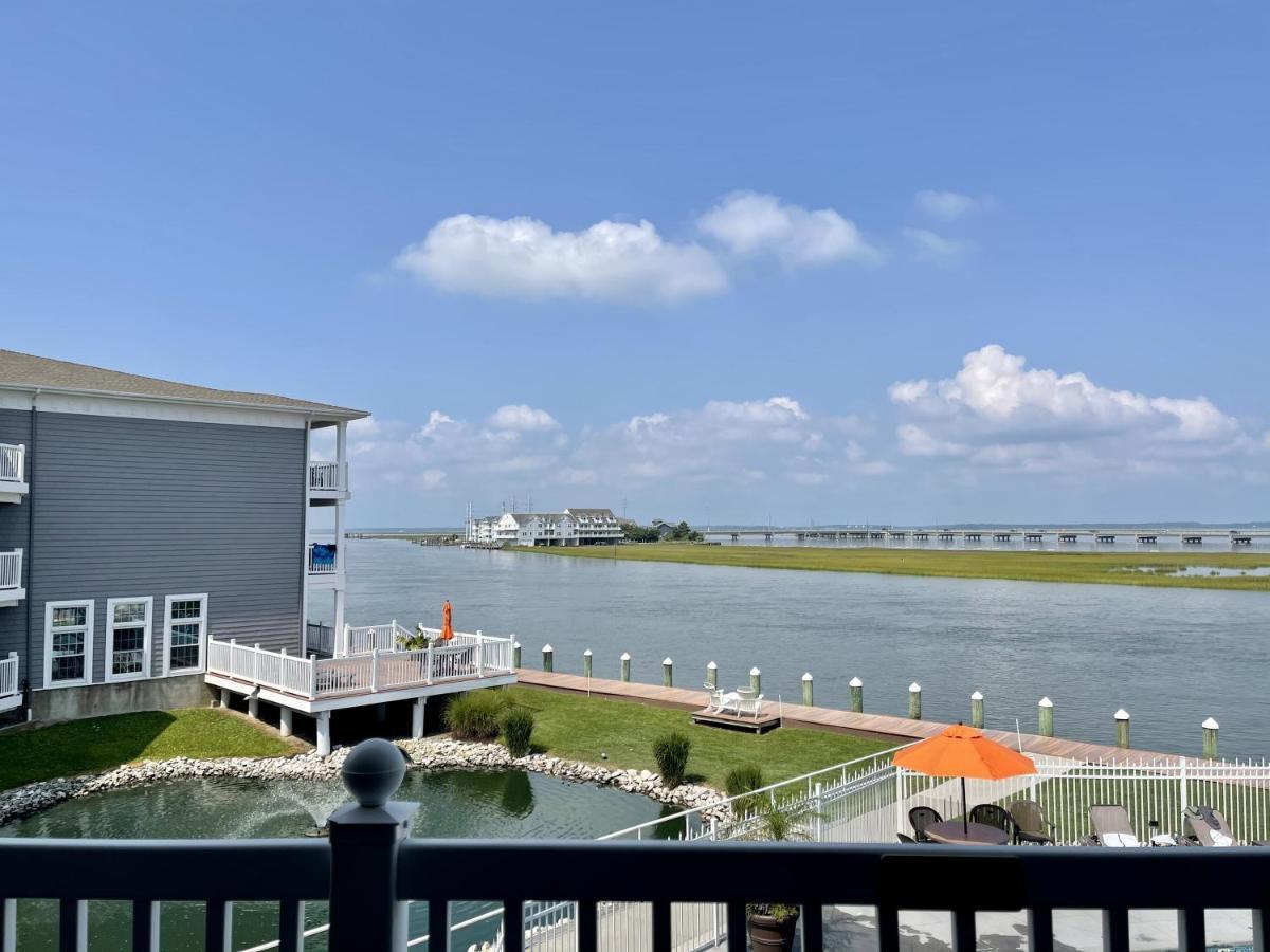 Comfort Suites Chincoteague Island Bayfront Resort Exterior photo