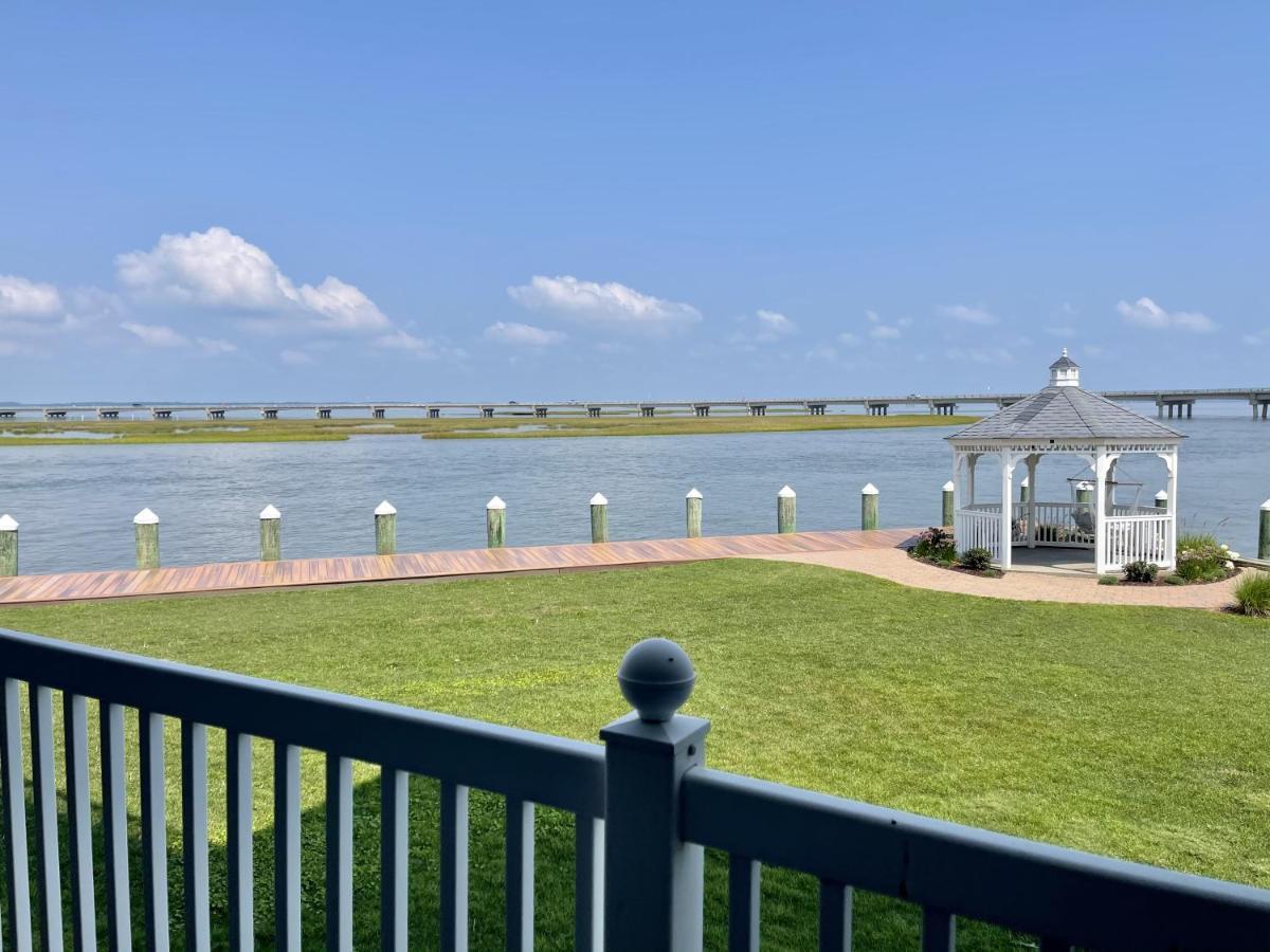 Comfort Suites Chincoteague Island Bayfront Resort Exterior photo