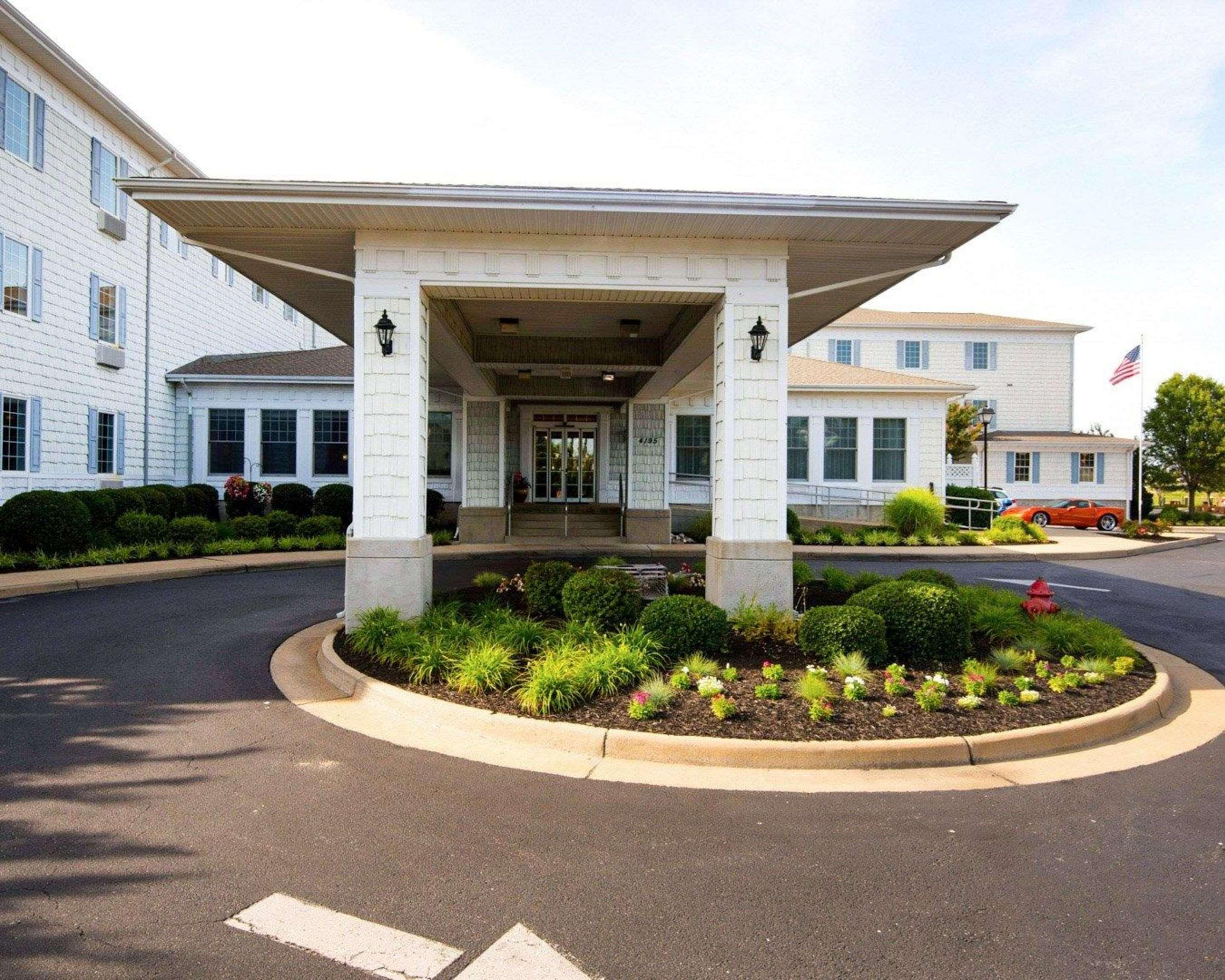 Comfort Suites Chincoteague Island Bayfront Resort Exterior photo