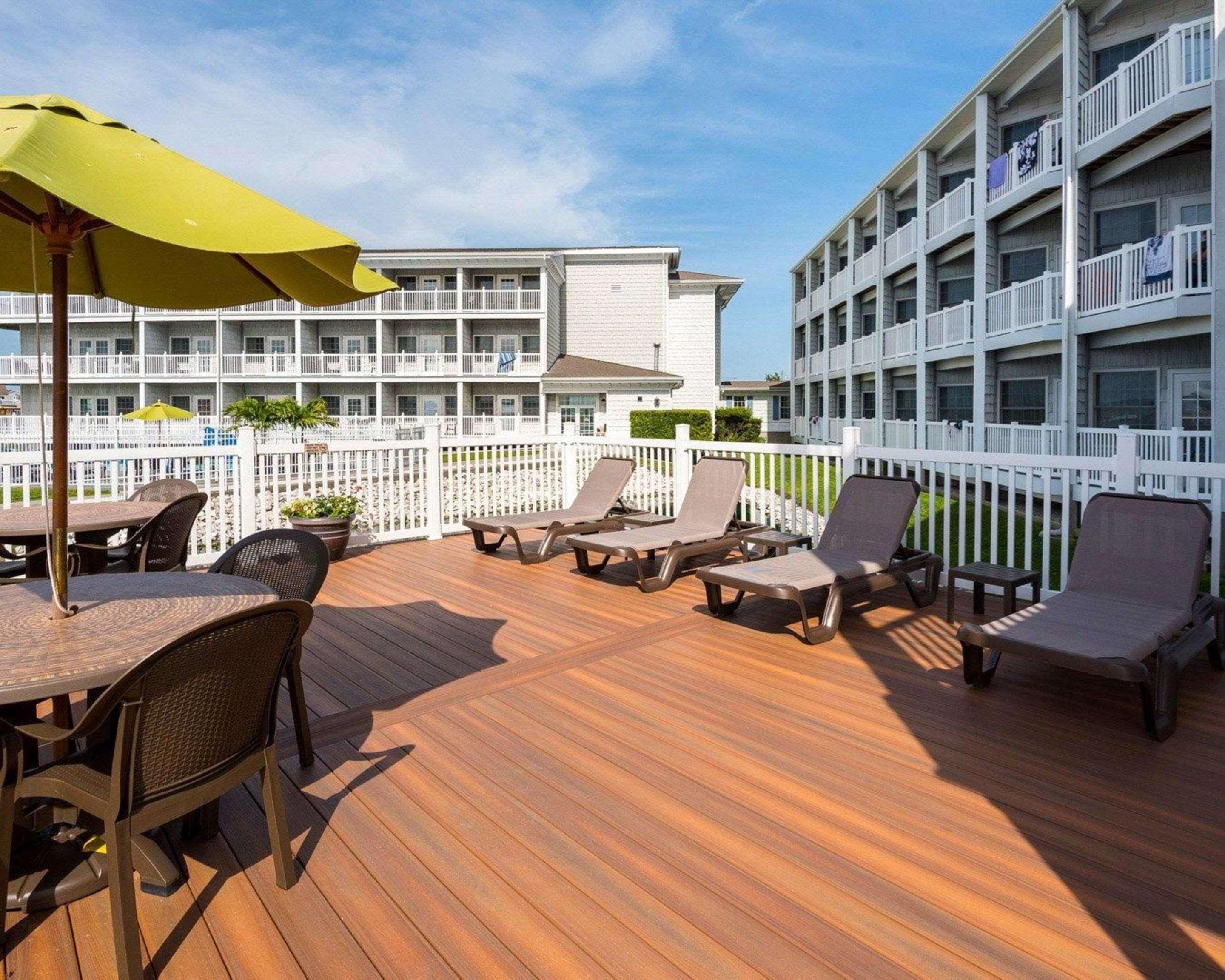 Comfort Suites Chincoteague Island Bayfront Resort Exterior photo